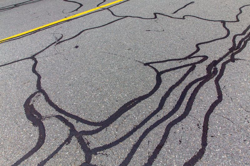 Asphalt Crack Sealing in Miami Dade County, FL