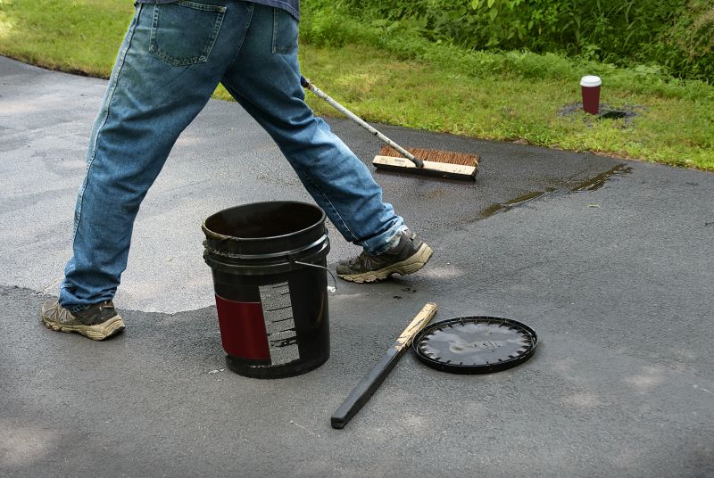 Driveway Sealcoating in Grand Rapids, MI